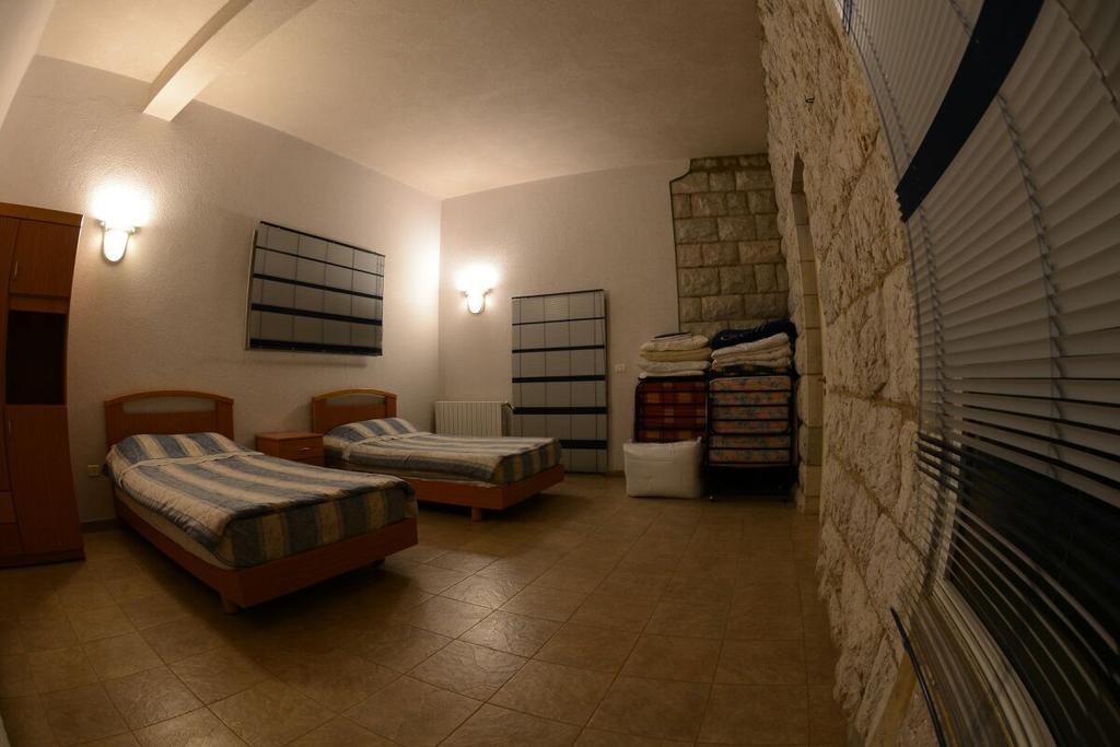 Bauhaus Motel Bsharri Bagian luar foto