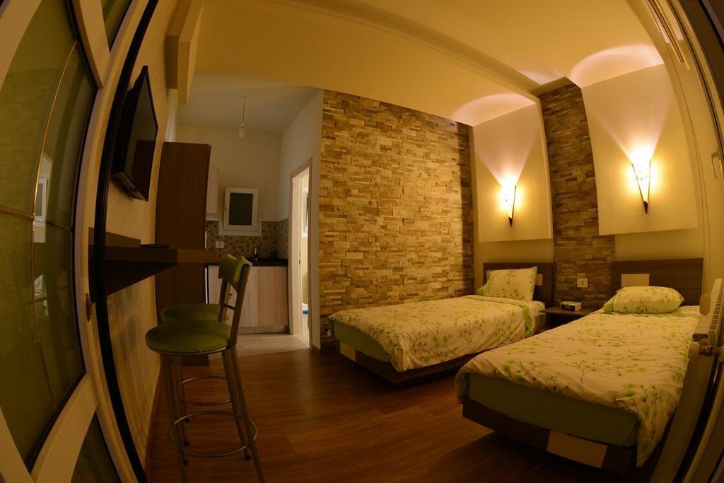 Bauhaus Motel Bsharri Bagian luar foto