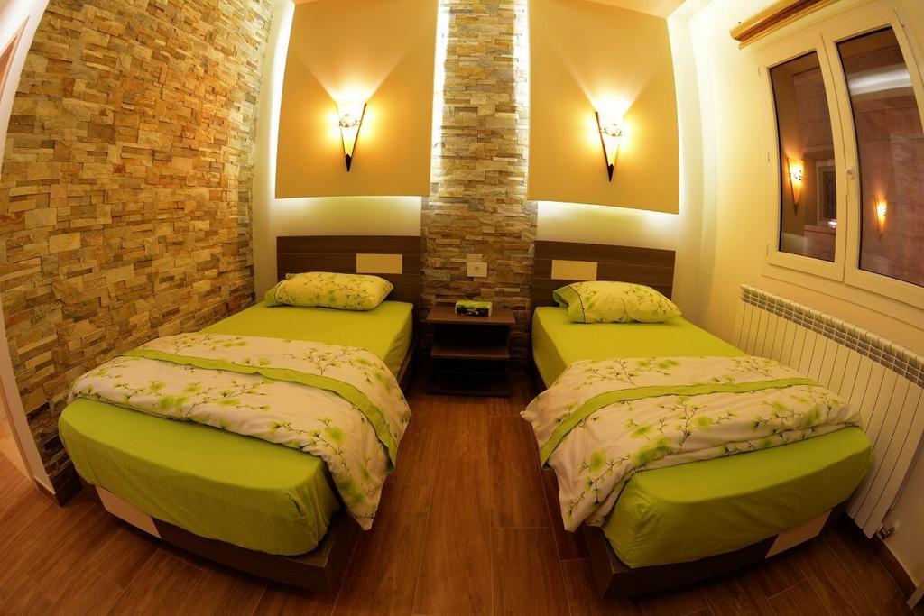 Bauhaus Motel Bsharri Bagian luar foto