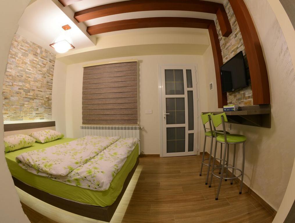 Bauhaus Motel Bsharri Bagian luar foto