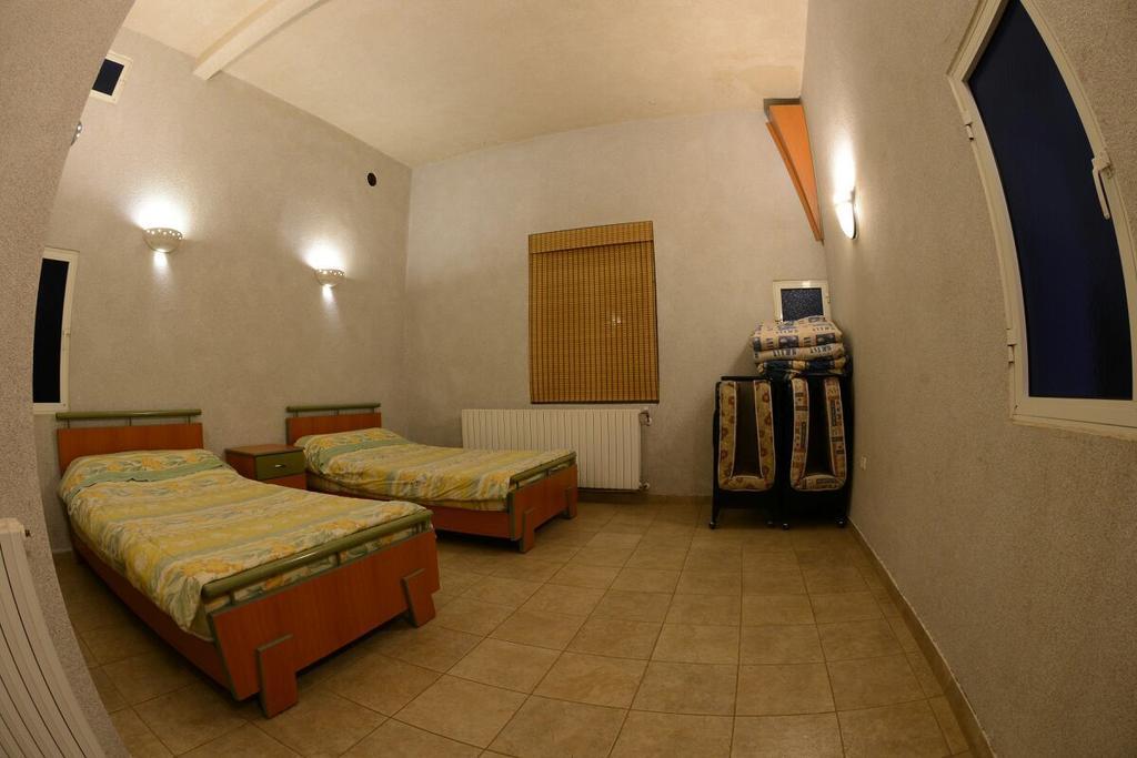 Bauhaus Motel Bsharri Bagian luar foto