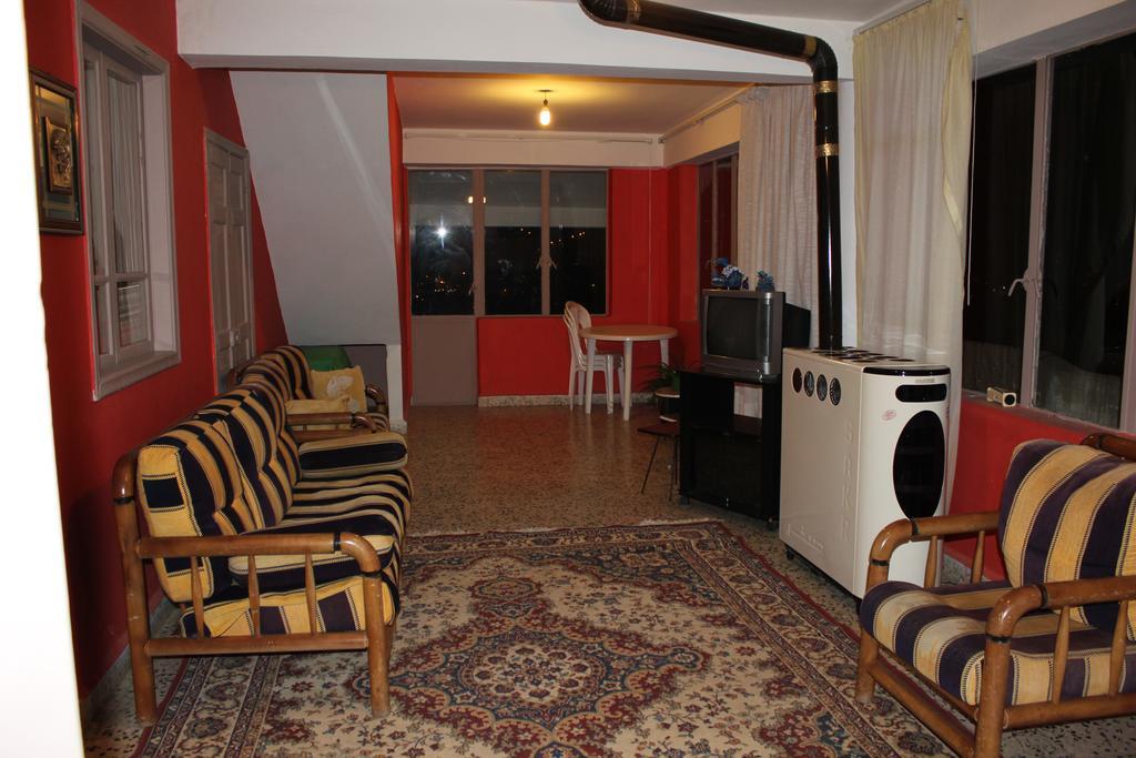 Bauhaus Motel Bsharri Bagian luar foto