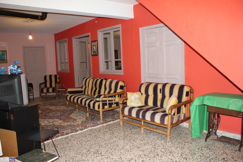 Bauhaus Motel Bsharri Bagian luar foto