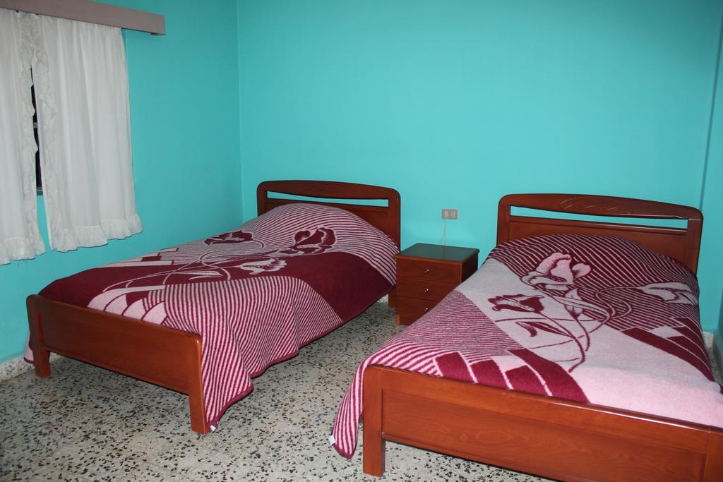 Bauhaus Motel Bsharri Bagian luar foto