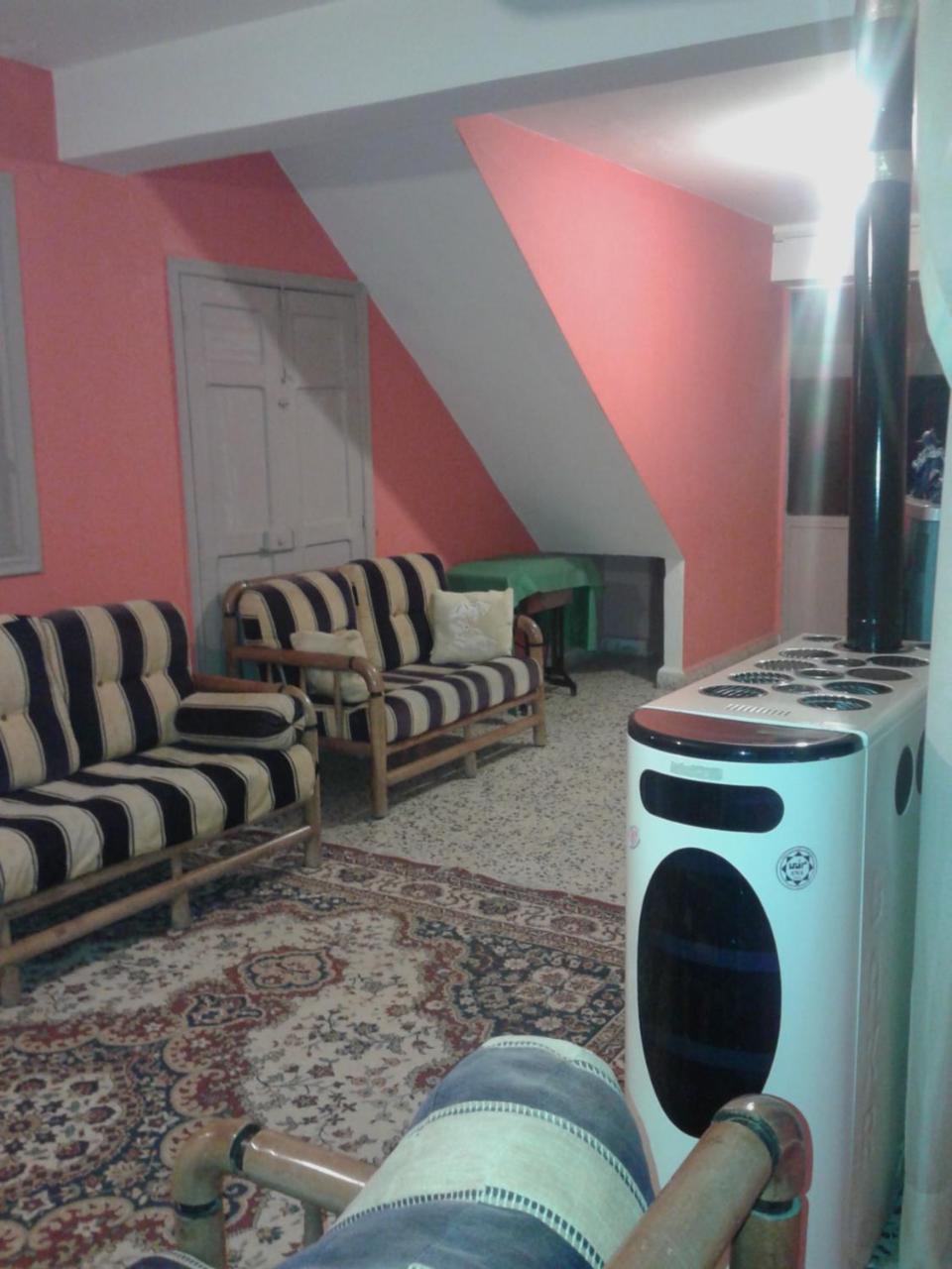 Bauhaus Motel Bsharri Bagian luar foto